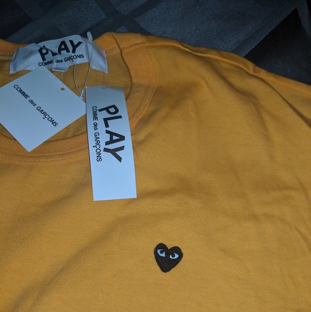 Play Comme des Garcons men's shirt